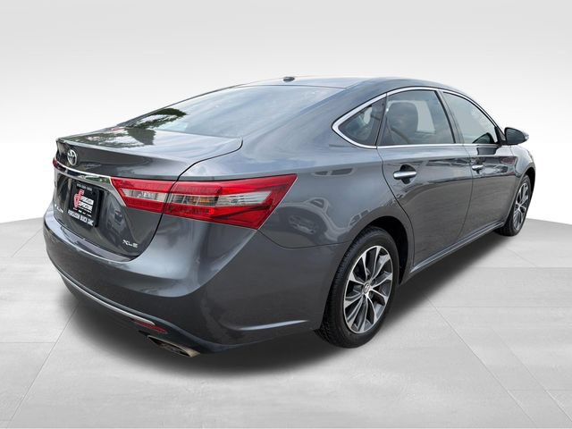 Used 2016 Toyota Avalon XLE FWD image 7