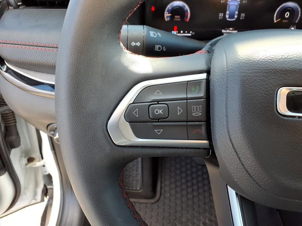 Used 2025 Jeep Compass Trailhawk w/ Trailhawk Elite Group image 20