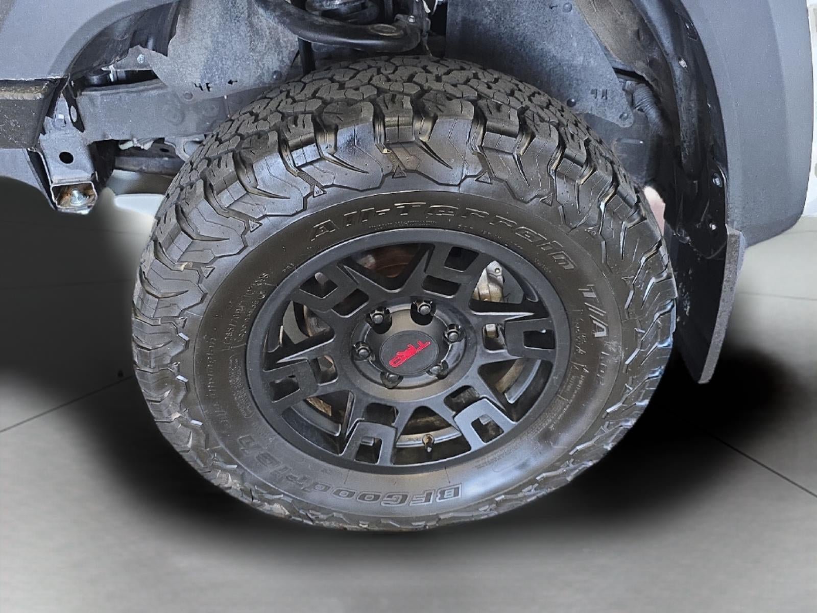 Used 2021 Toyota Tacoma SR5 w/ Trail Edition AWD/4WD image 24