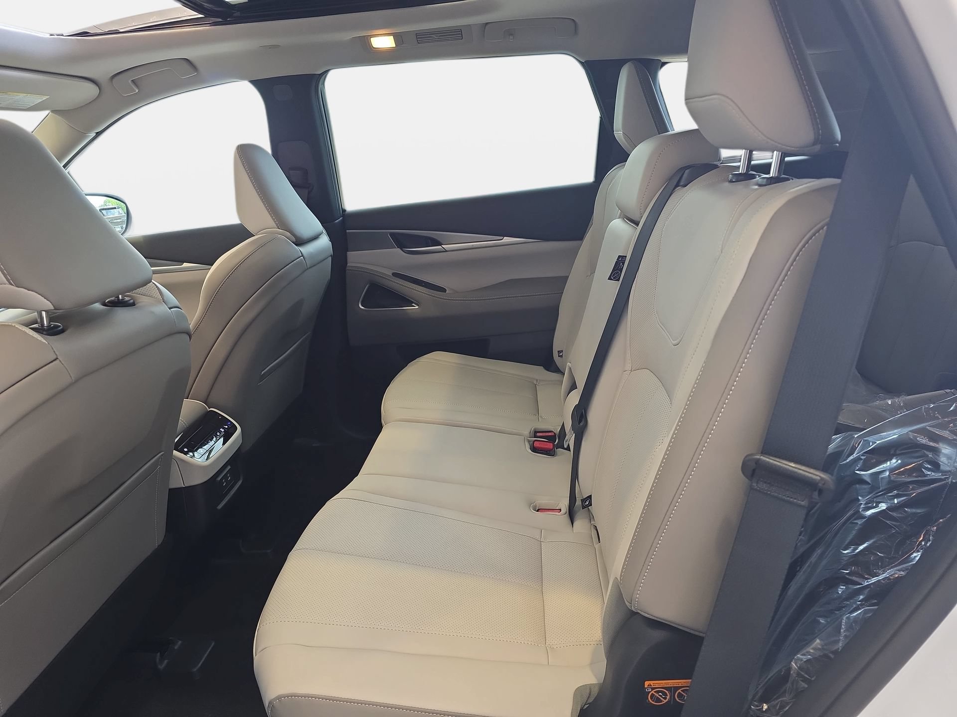 New 2027 INFINITI QX60 Luxe w/ Cargo Package FWD image 14