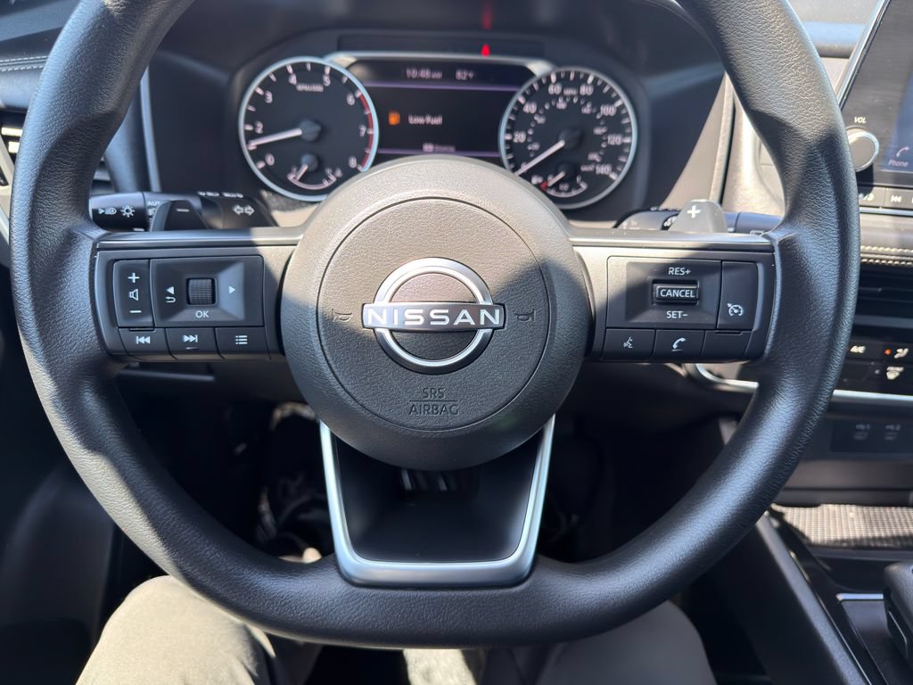 Used 2024 Nissan Rogue S FWD image 19