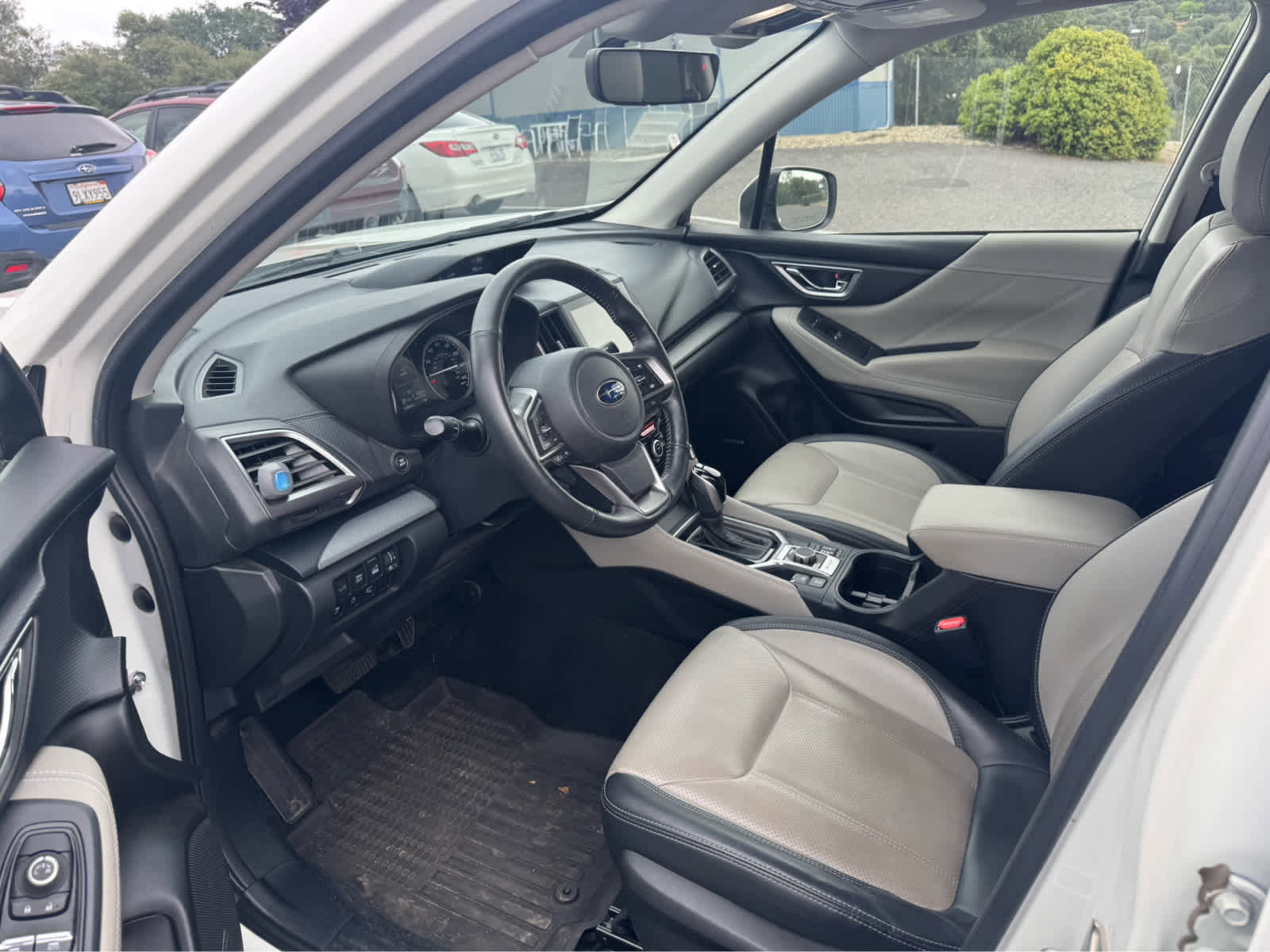 Used 2020 Subaru Forester Limited w/ Popular Package #3 AWD/4WD image 11