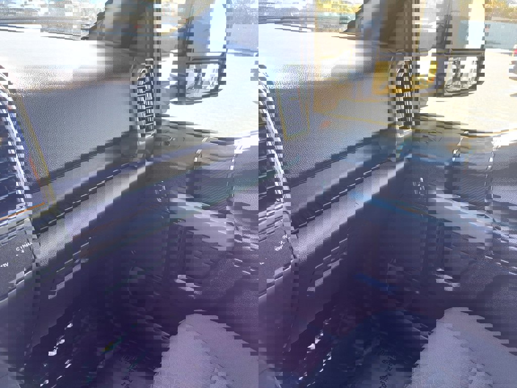 Used 2018 Ford F150 XLT w/ Equipment Group 302A Luxury image 14