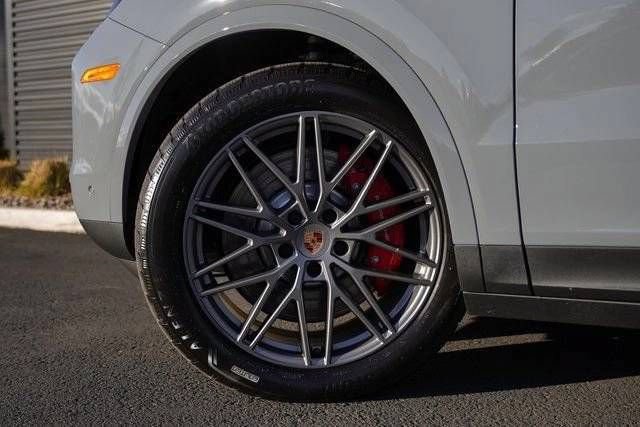 New 2026 Porsche Cayenne S AWD/4WD image 49
