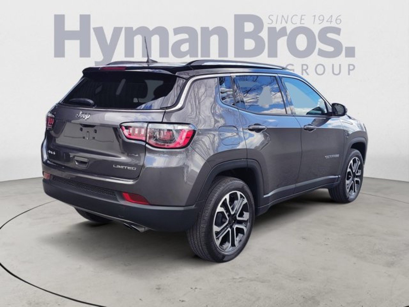 Used 2022 Jeep Compass Limited AWD/4WD image 3