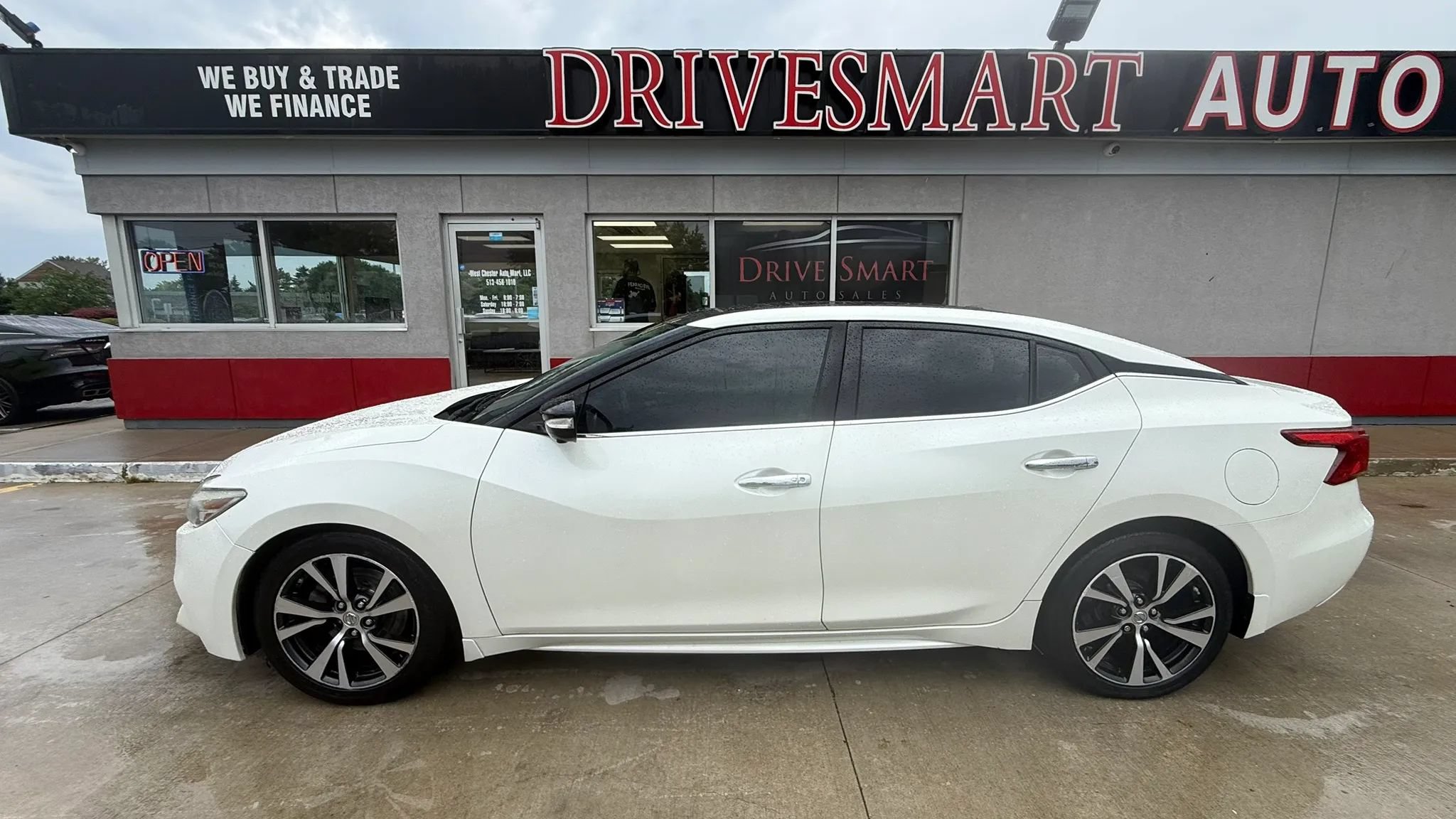Used 2016 Nissan Maxima Platinum FWD image 5