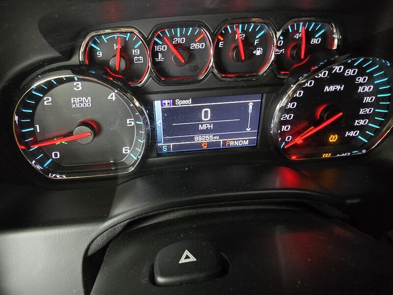 Used 2015 Chevrolet Tahoe LTZ AWD/4WD image 25