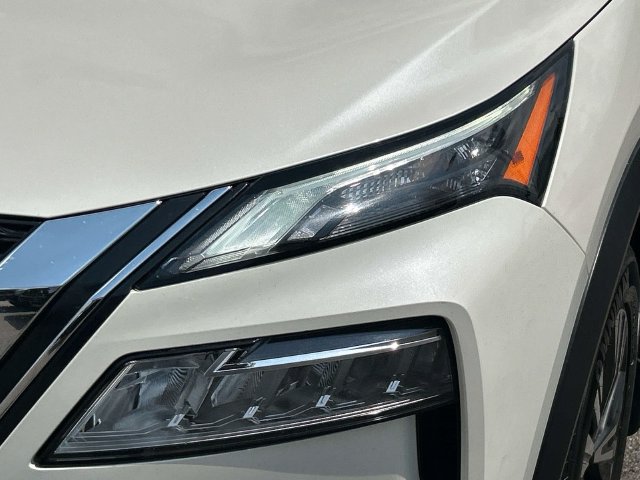 Used 2022 Nissan Rogue SV AWD/4WD image 8