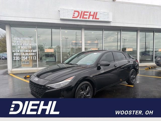 Used 2022 Hyundai Elantra SEL FWD image 1