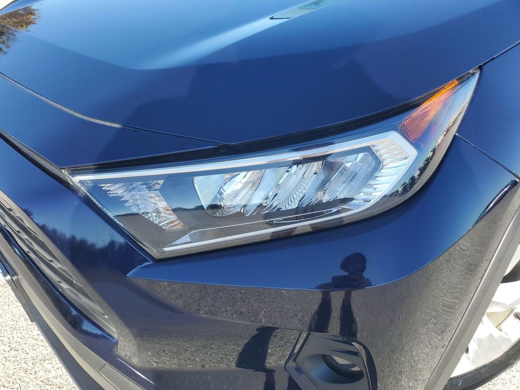 Certified 2021 Toyota RAV4 XLE w/ Convenience Package image 16
