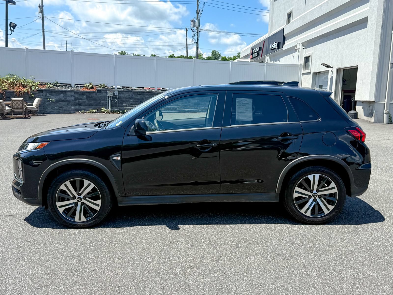 Used 2024 Mitsubishi Outlander Sport ES AWD/4WD image 4