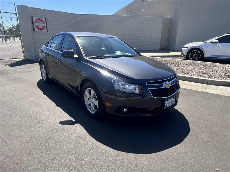 Used 2014 Chevrolet Cruze LT FWD image 11