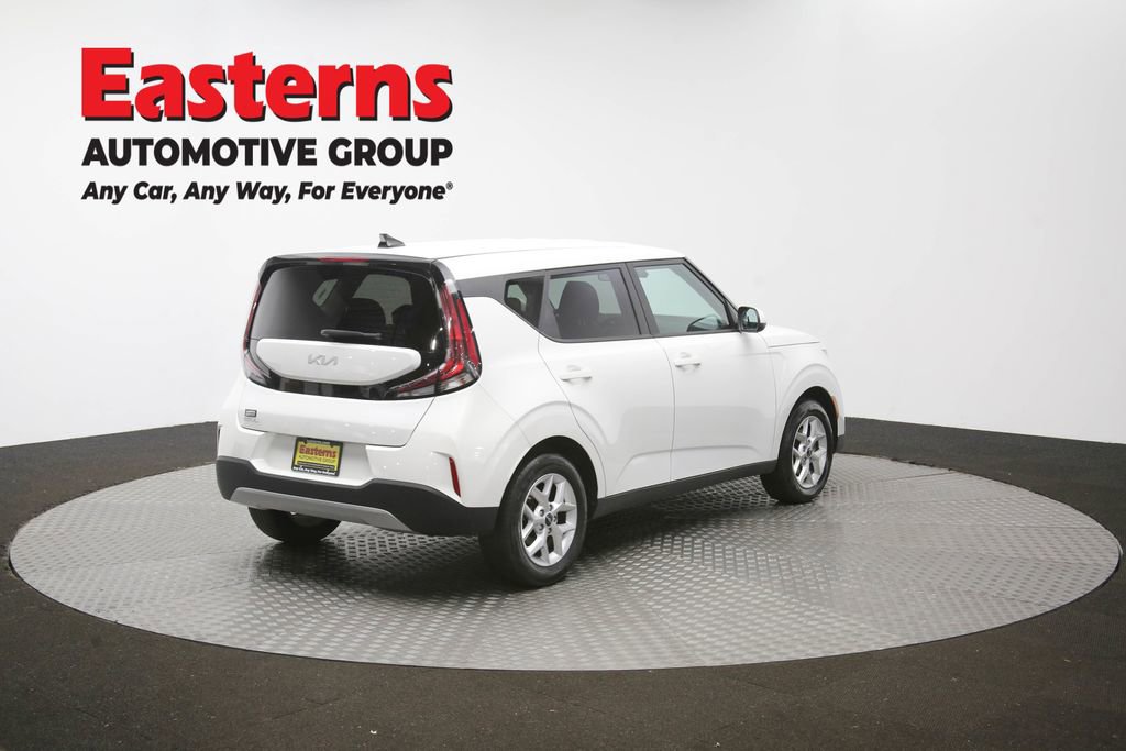 Used 2024 Kia Soul LX w/ Option Group 015 FWD image 38
