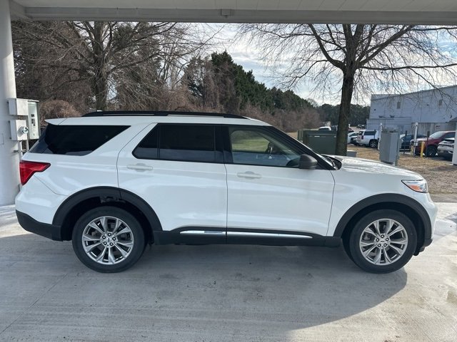 Certified 2023 Ford Explorer XLT w/ Equipment Group 202A image 2
