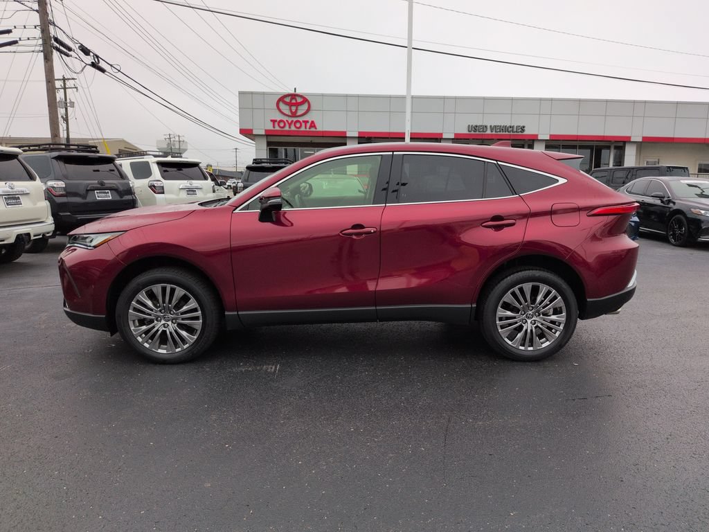 Certified 2022 Toyota Venza Limited w/ Advanced Technology Package AWD/4WD image 2