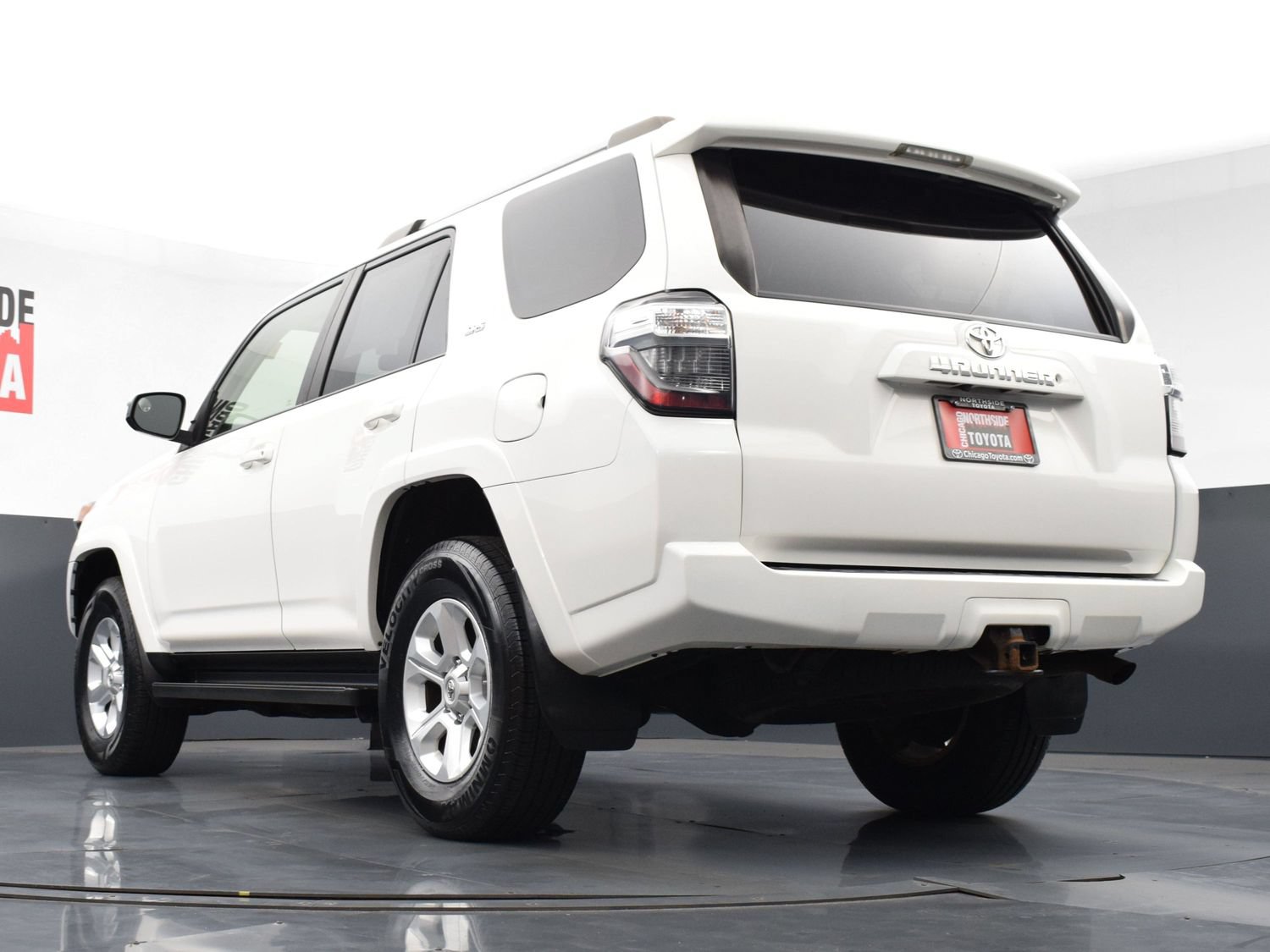 Used 2019 Toyota 4Runner SR5 AWD/4WD image 32