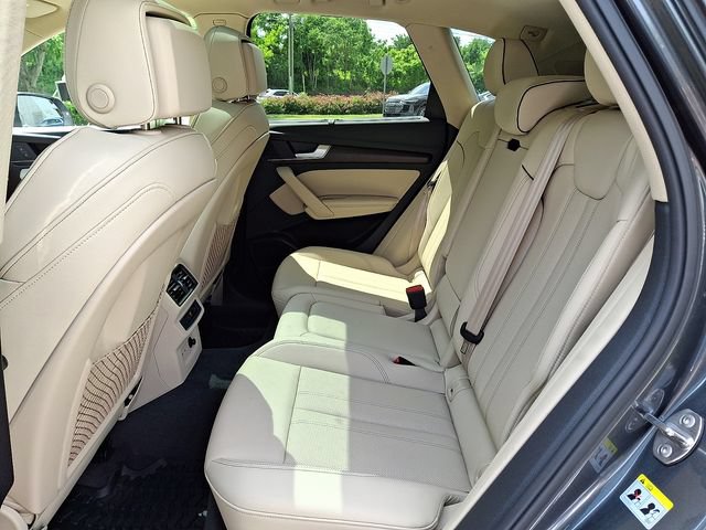 Certified 2023 Audi Q5 e Premium Plus w/ Premium Plus Package AWD/4WD image 10