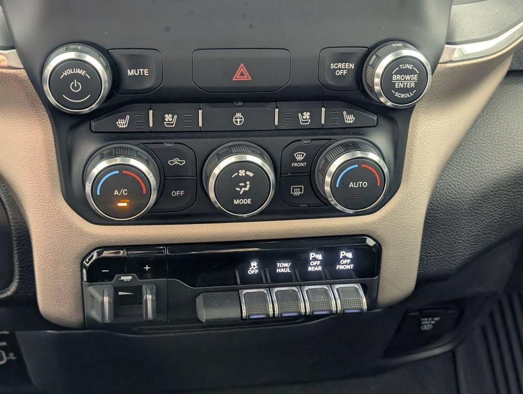Used 2022 RAM 1500 Laramie RWD image 21