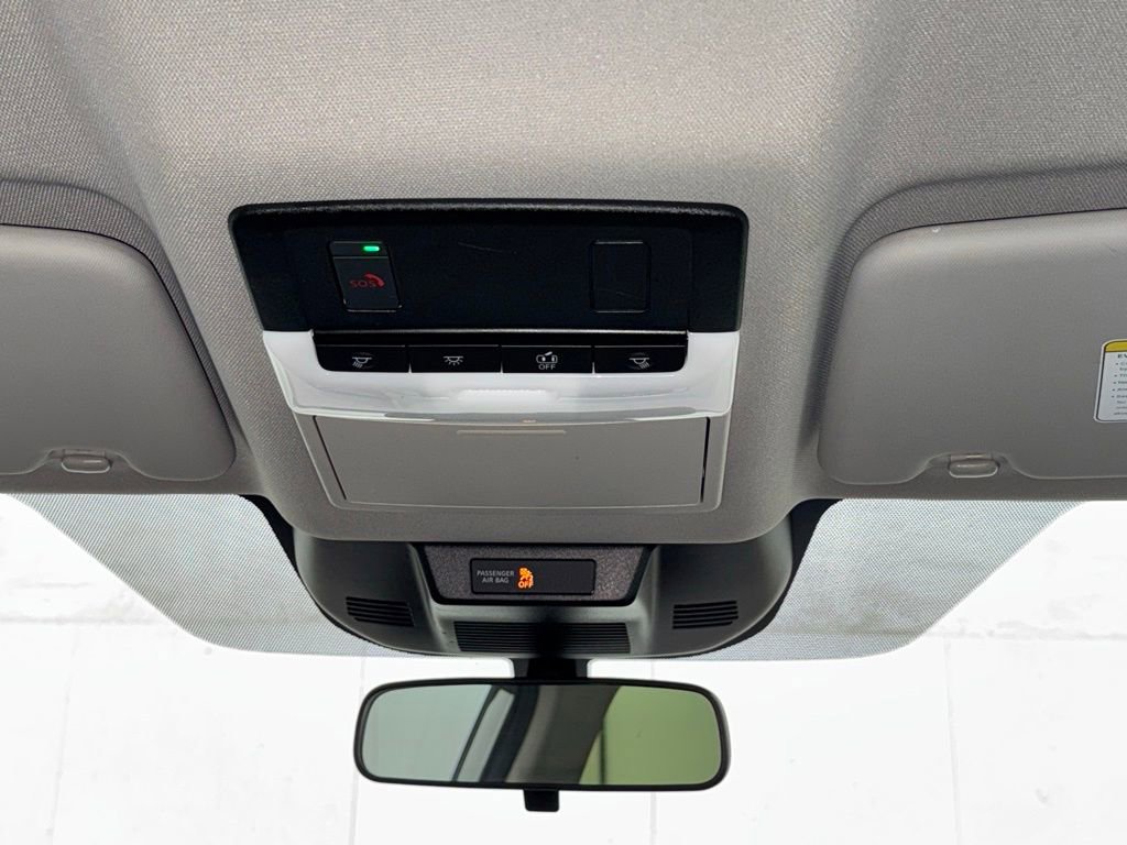 Used 2023 Nissan Rogue SV image 28