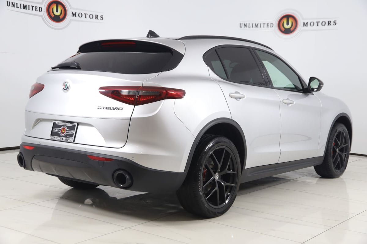 Used 2019 Alfa Romeo Stelvio w/ Nero Edizione RWD image 3