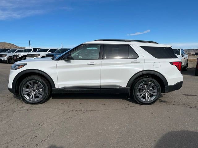 New 2026 Ford Explorer Active w/ Active Comfort Package image 2