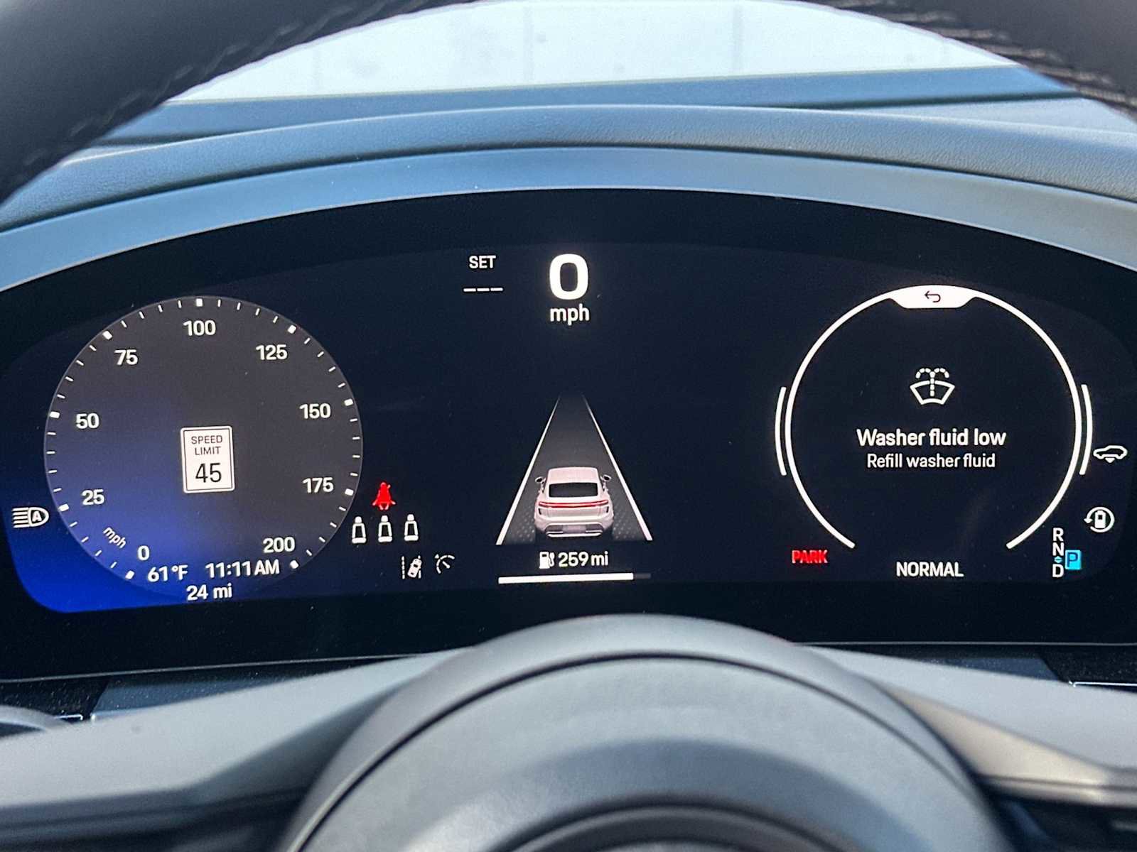 New 2025 Porsche Macan Electric RWD image 26