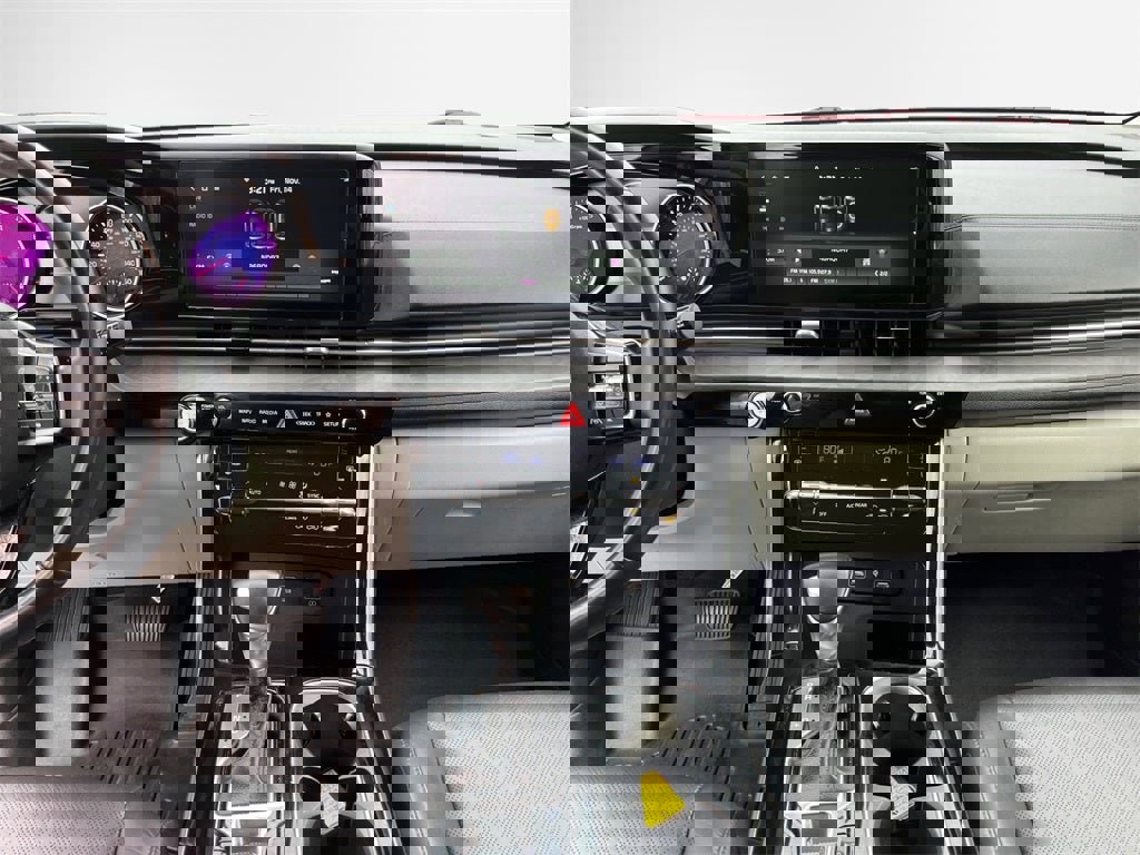 Used 2022 Kia Carnival SX image 16