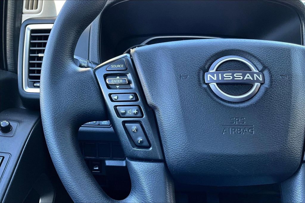 Used 2023 Nissan Frontier SV w/ Tow Package image 9