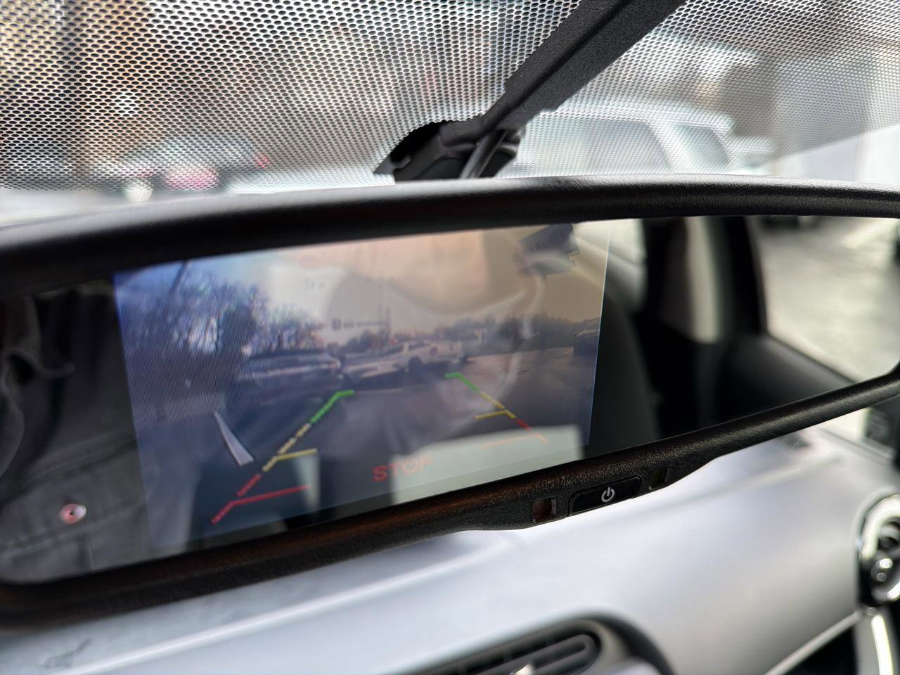 Used 2016 Toyota Prius C Persona Series image 9