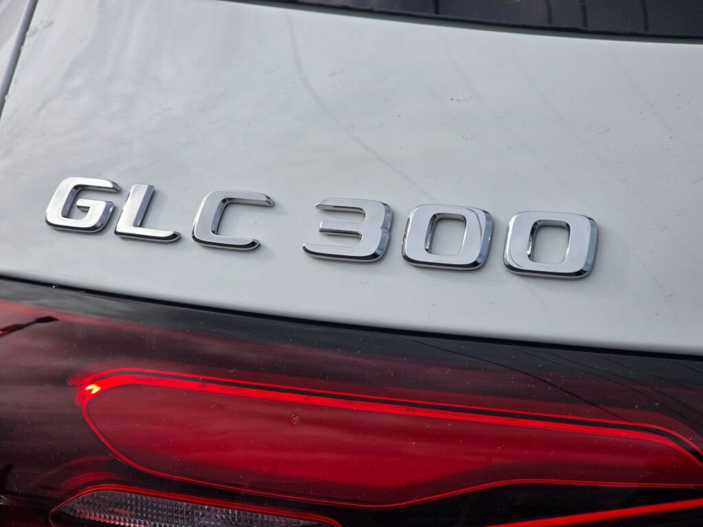 New 2026 Mercedes-Benz GLC 300 4MATIC image 33