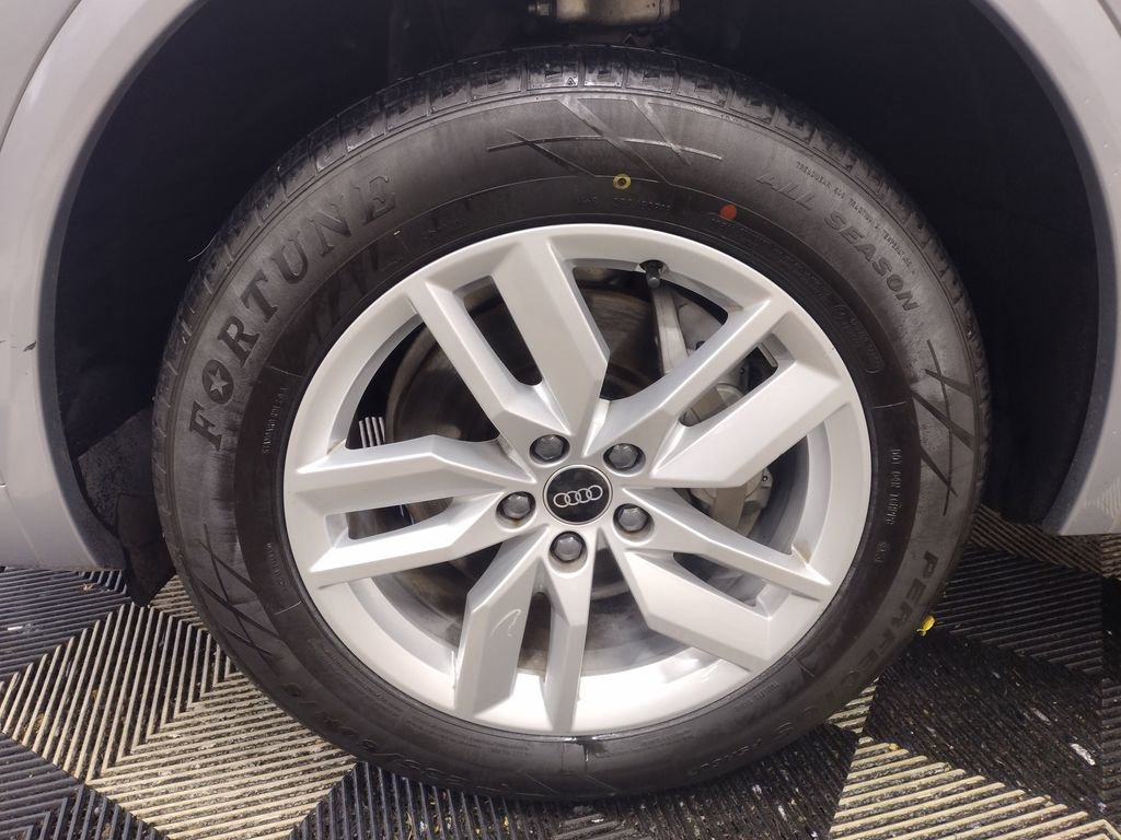 Used 2022 Audi Q5 2.0T Premium image 5