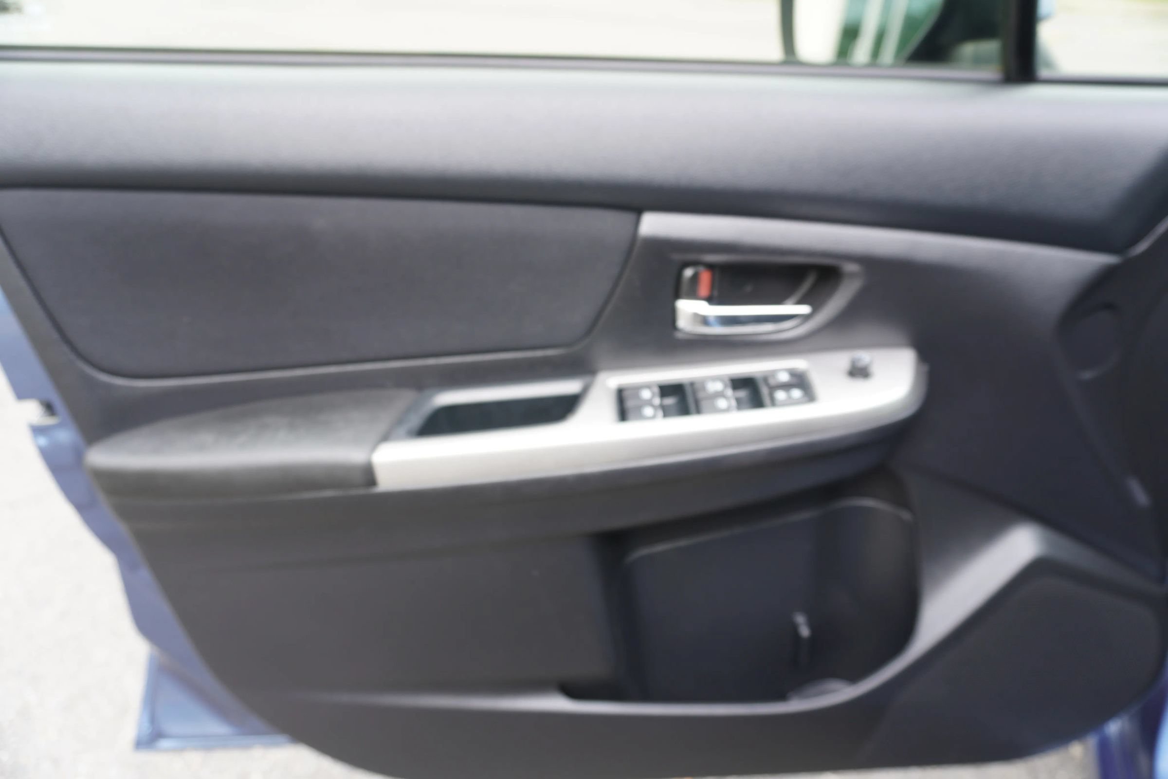 Used 2015 Subaru Impreza 2.0i Premium AWD/4WD image 13