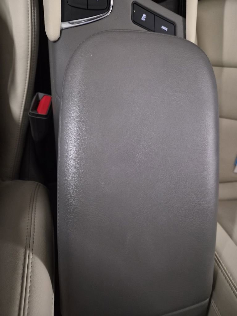 Certified 2025 Cadillac XT6 Premium Luxury image 35