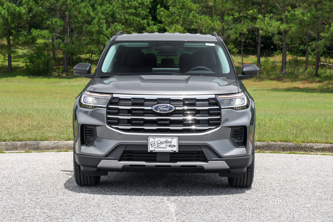 New 2026 Ford Explorer Active AWD/4WD image 2