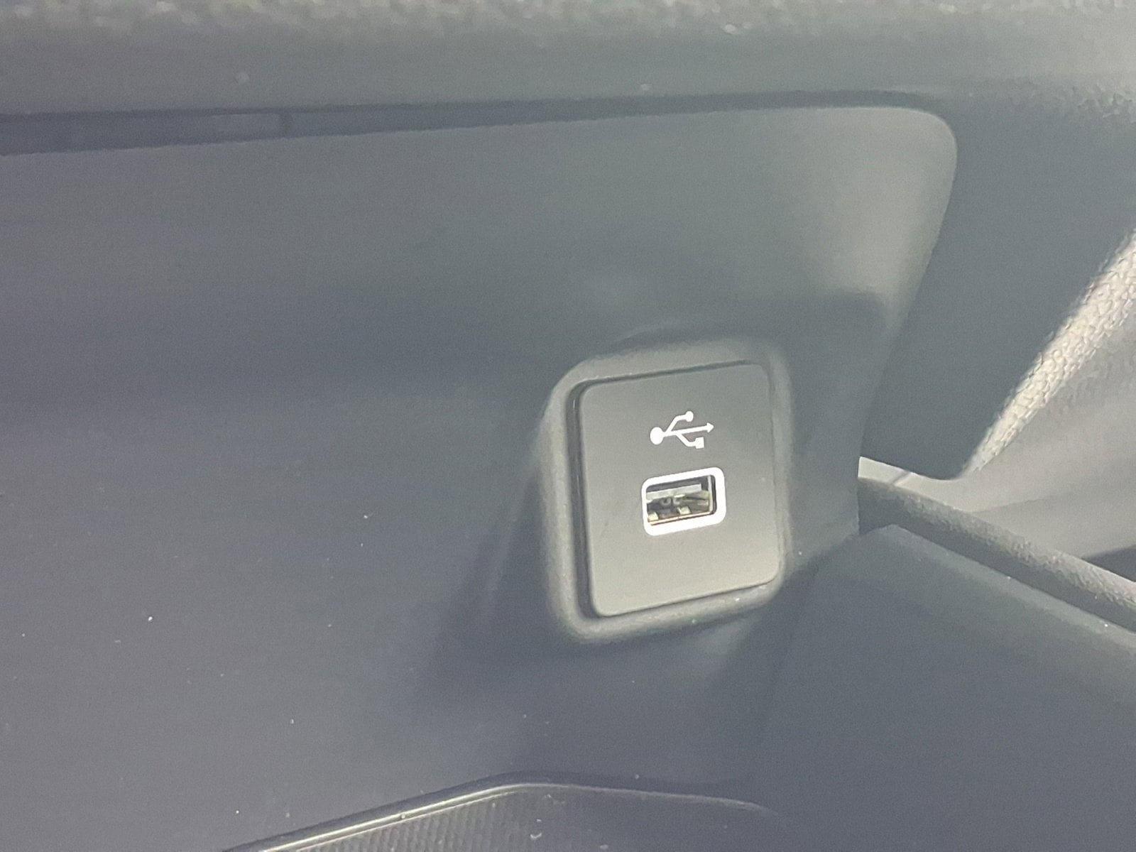 Used 2023 Honda HR-V LX image 30