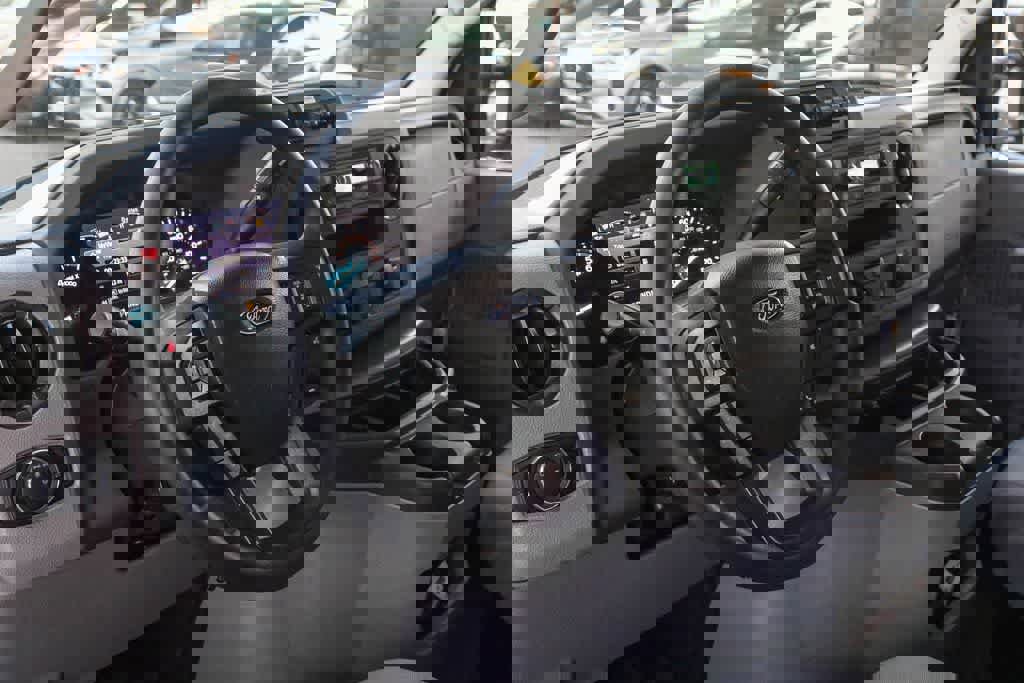 New 2026 Ford E-350 and Econoline 350 Super Duty w/ Power Equipment Group image 16