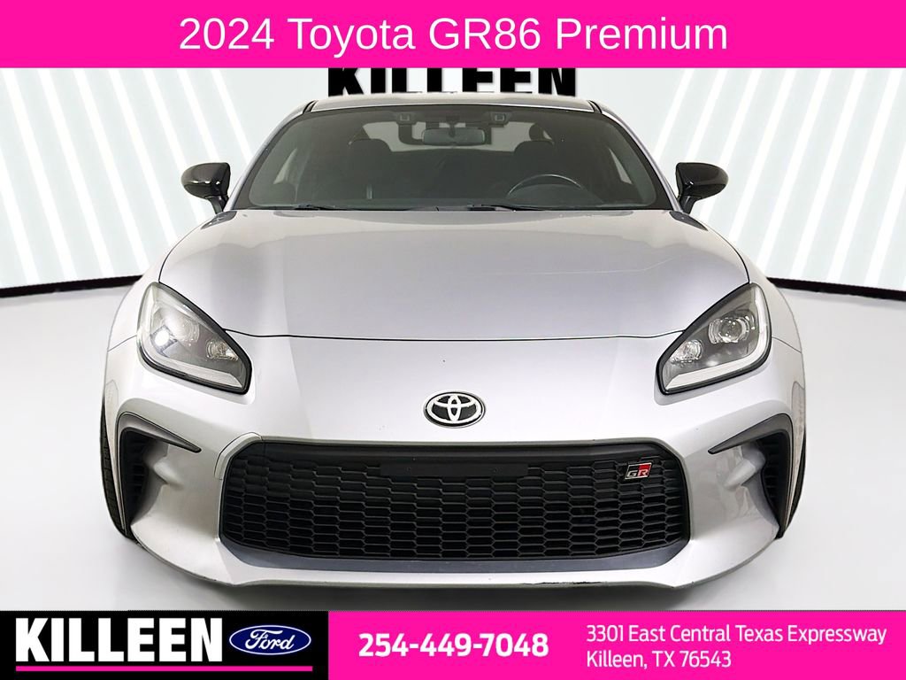 Used 2024 Toyota GR86 Premium image 2