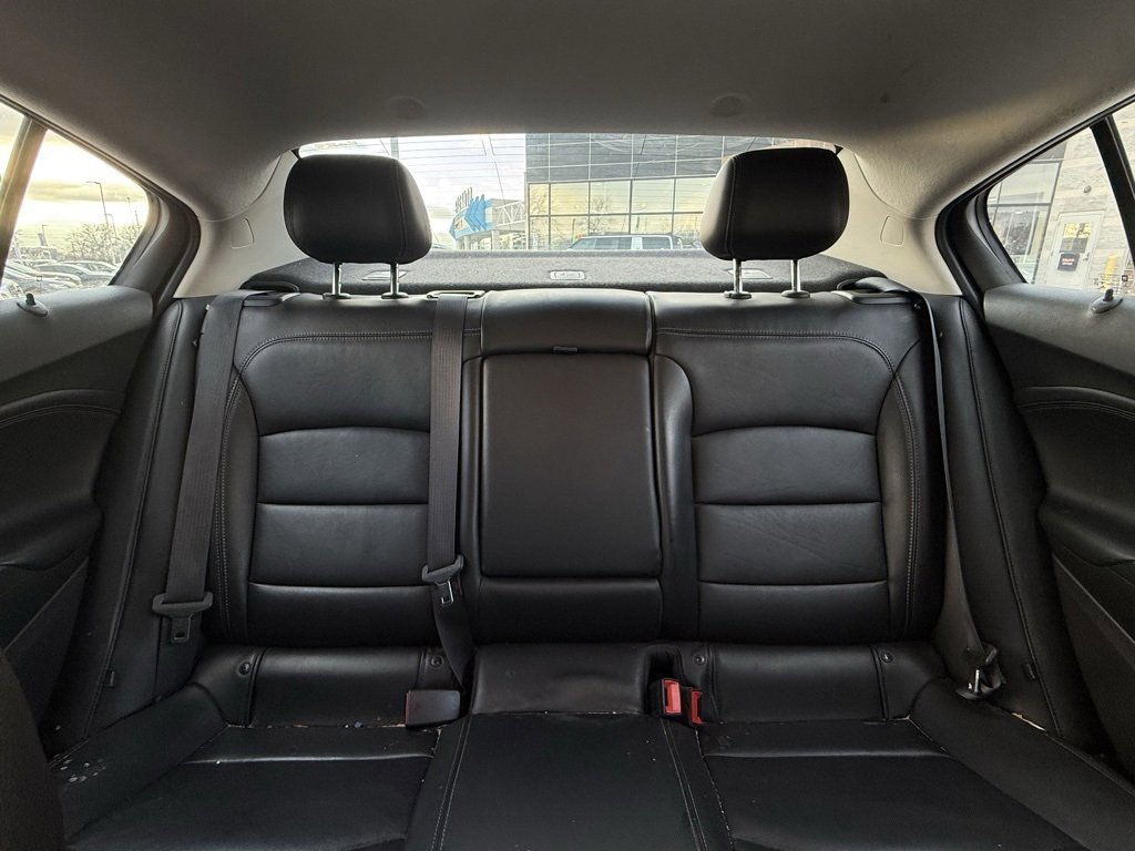 Used 2017 Chevrolet Cruze Premier image 21