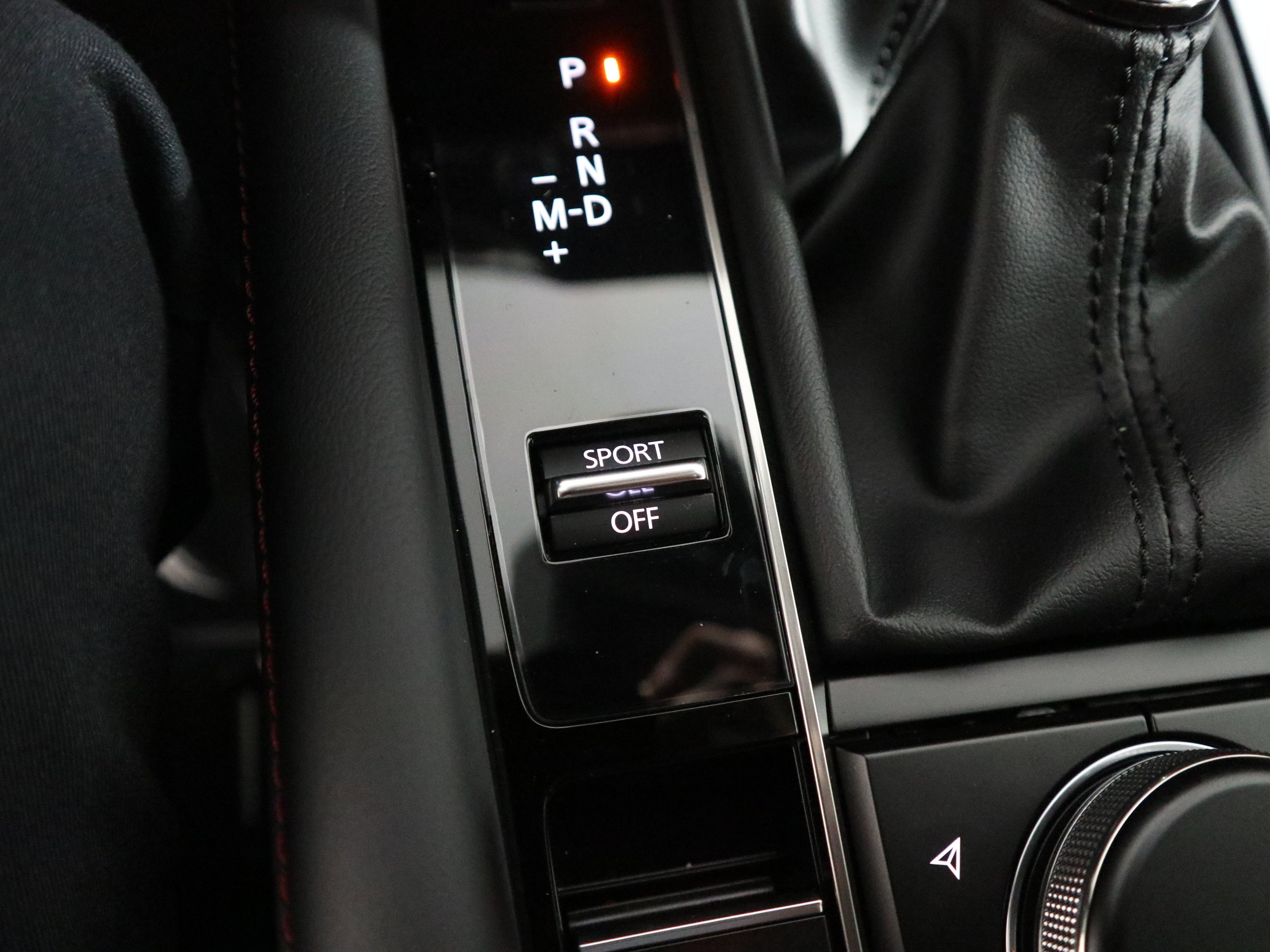 New 2026 MAZDA MAZDA3 Carbon image 30