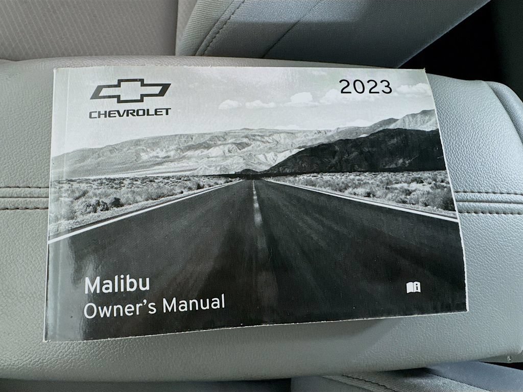 Used 2023 Chevrolet Malibu LT FWD image 36
