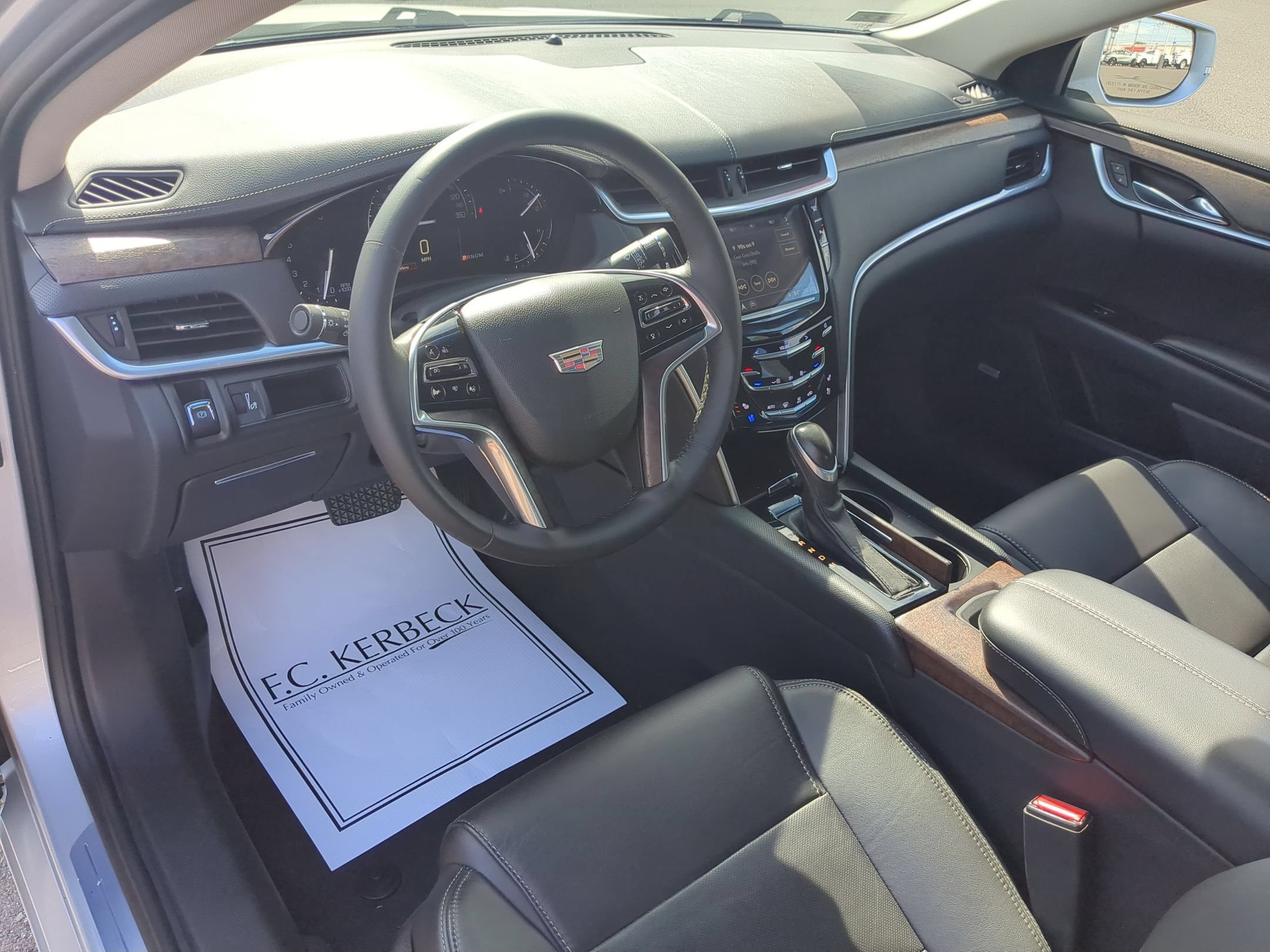 Certified 2018 Cadillac XTS Luxury FWD image 9