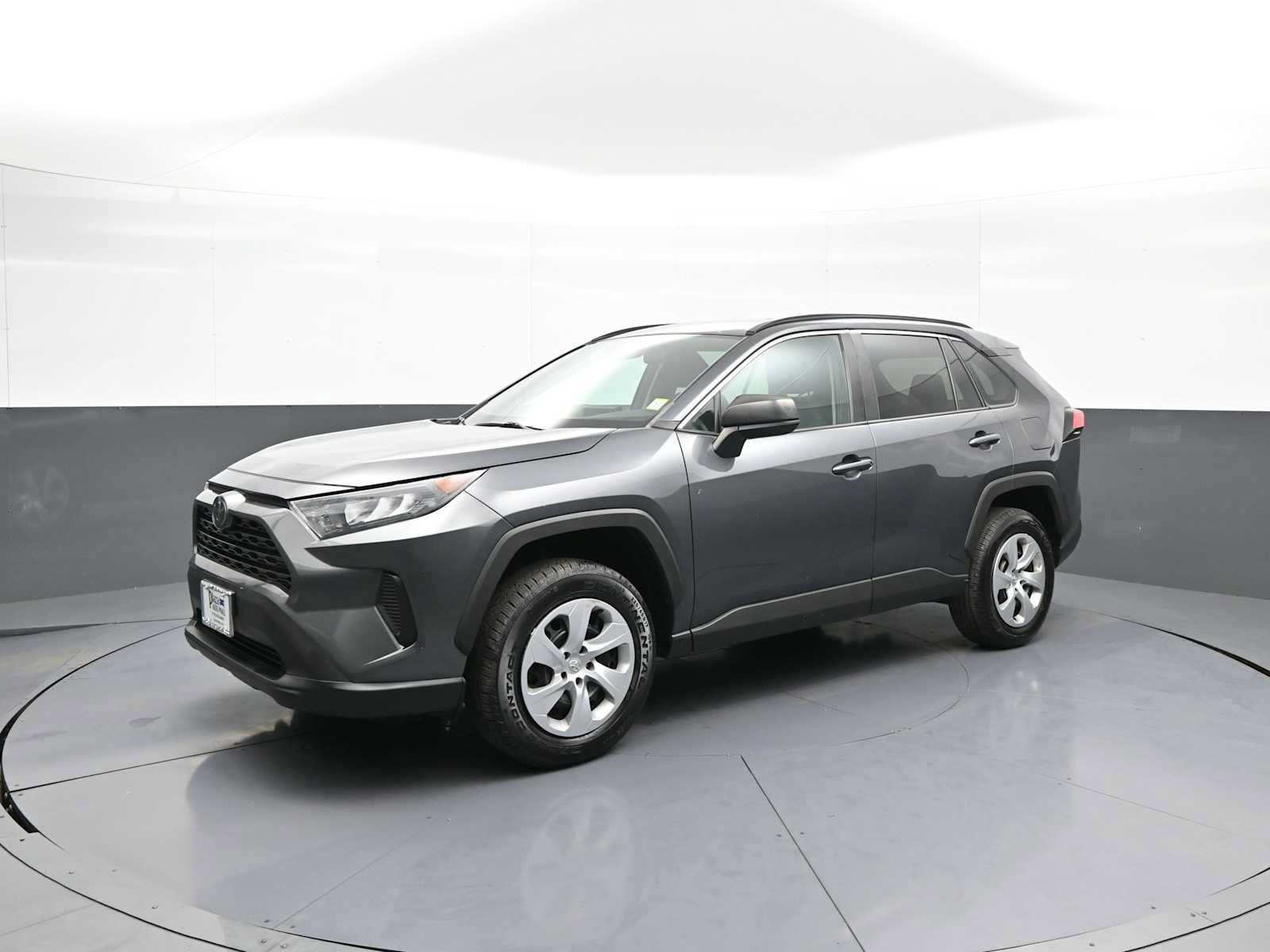 Used 2020 Toyota RAV4 LE w/ All Weather Liner Package AWD/4WD image 10
