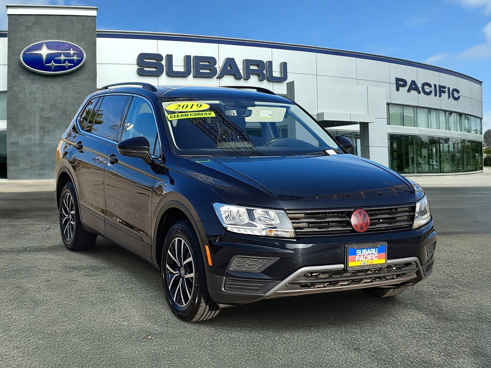 Used 2019 Volkswagen Tiguan SE w/ Panoramic Sunroof Package