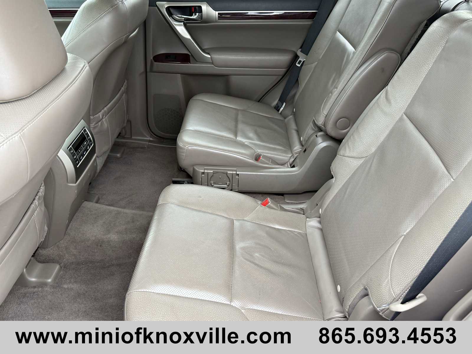 Used 2017 Lexus GX 460 Premium image 32