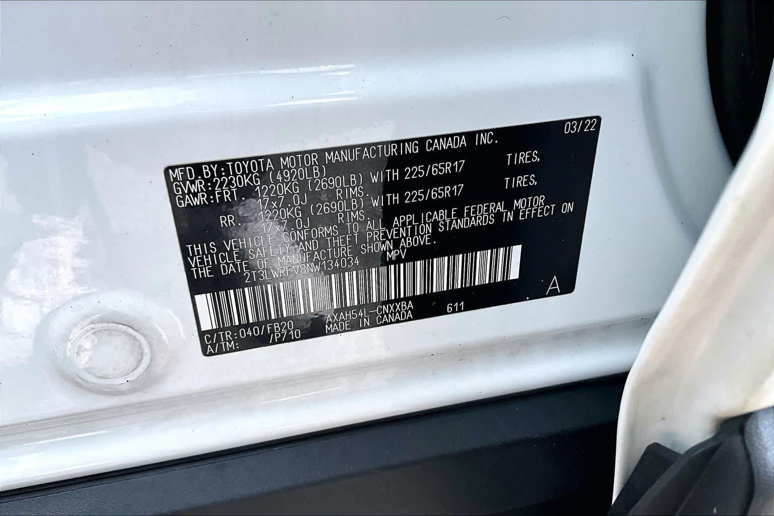 Used 2022 Toyota RAV4 LE AWD/4WD image 36