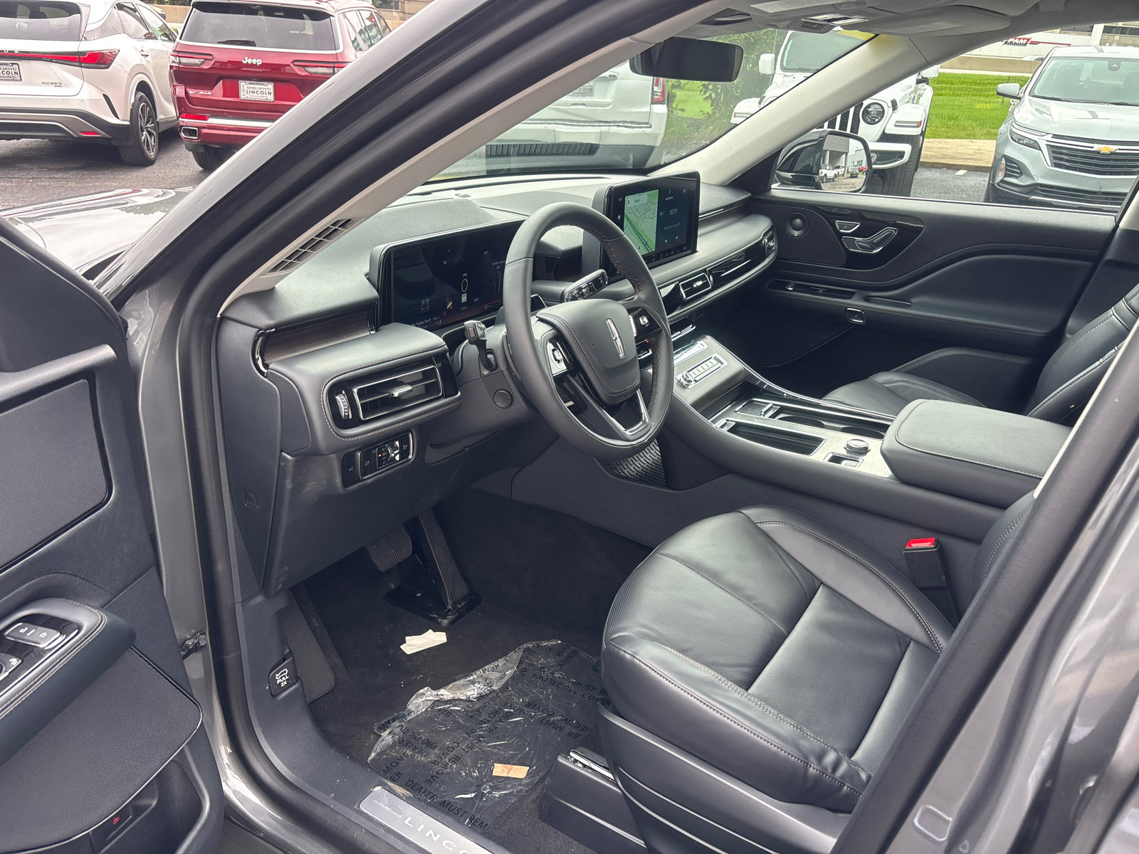 New 2027 Lincoln Aviator Reserve AWD/4WD image 22