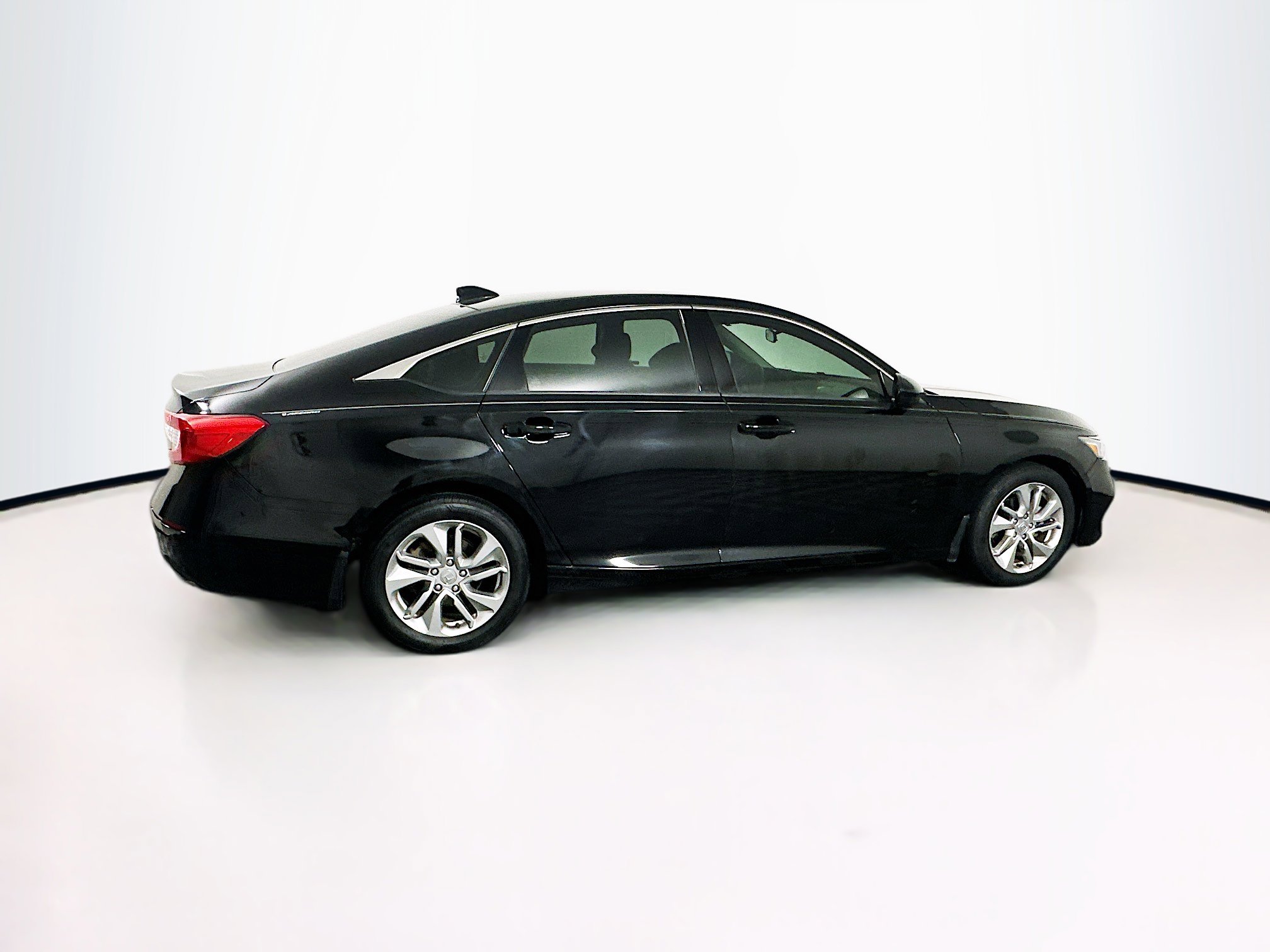 Used 2019 Honda Accord LX image 10