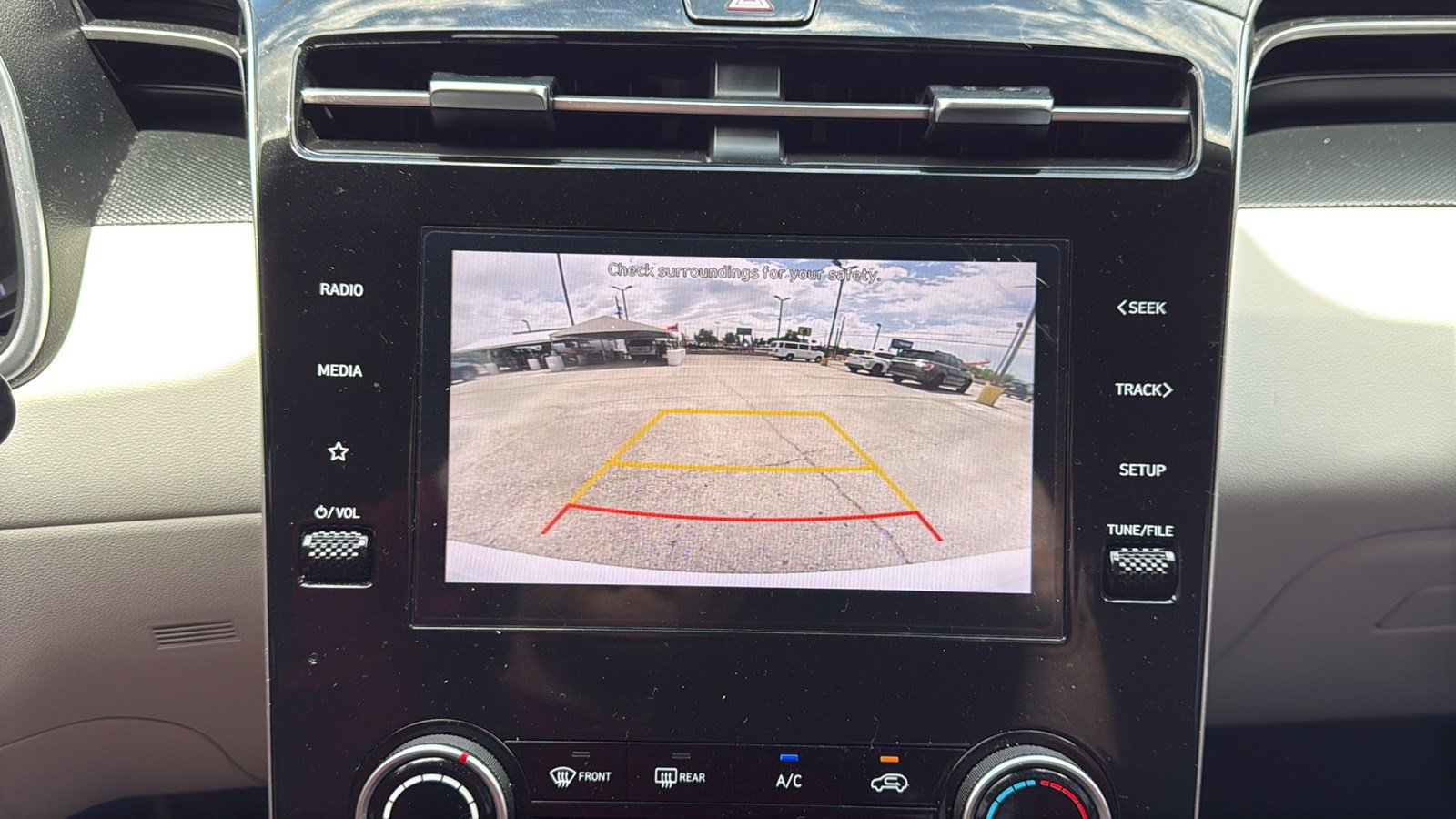 Used 2024 Hyundai Tucson SE image 20