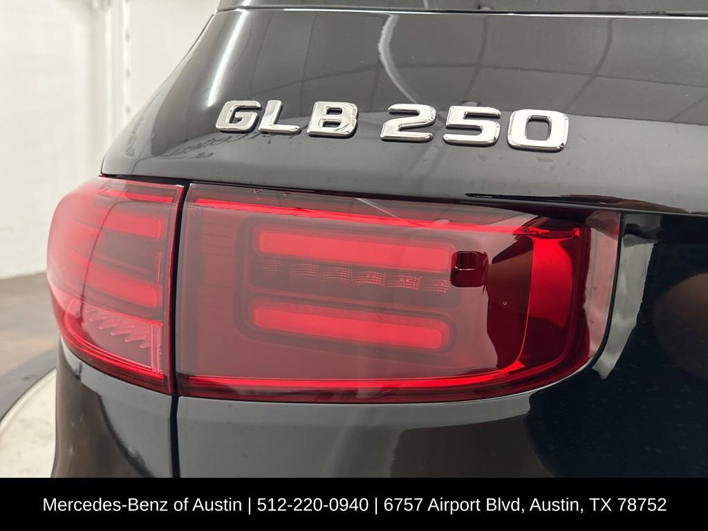 Certified 2025 Mercedes-Benz GLB 250 image 13