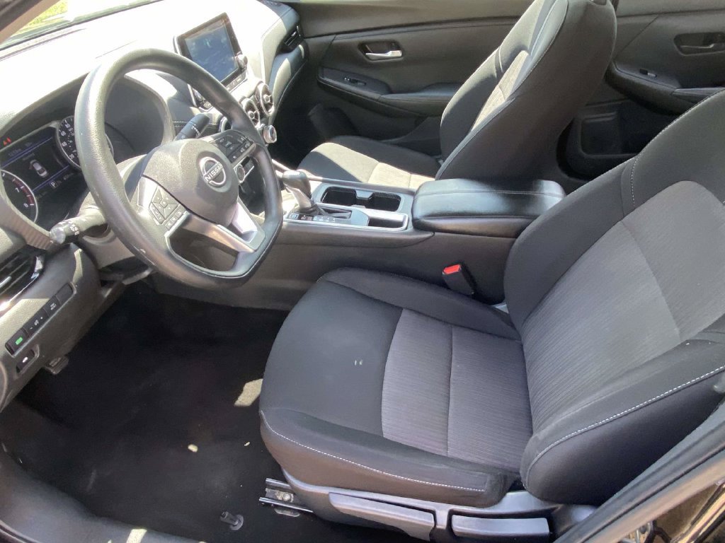 Used 2024 Nissan Sentra SV FWD image 17